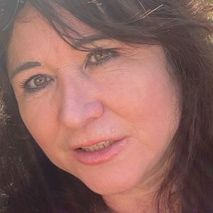 Meet your Posher, Sylvia